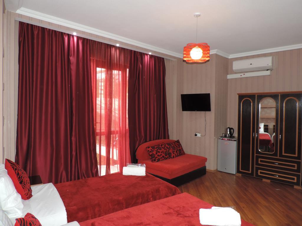 Begi Hotel Тбілісі Екстер'єр фото