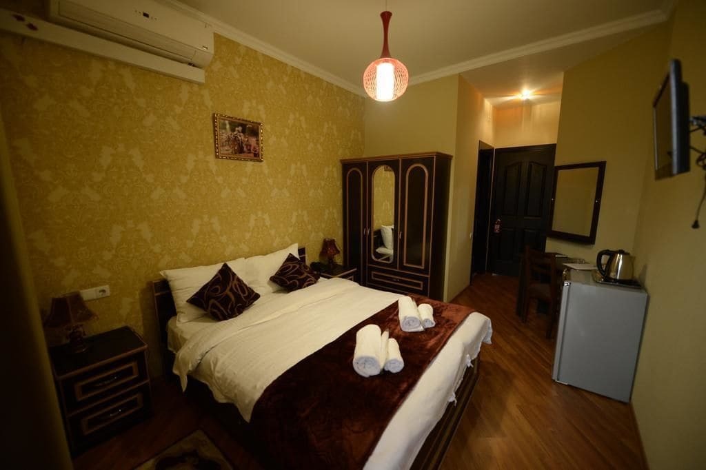 Begi Hotel Тбілісі Екстер'єр фото