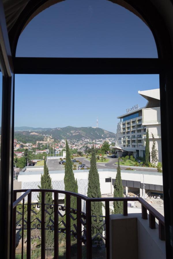 Begi Hotel Тбілісі Екстер'єр фото